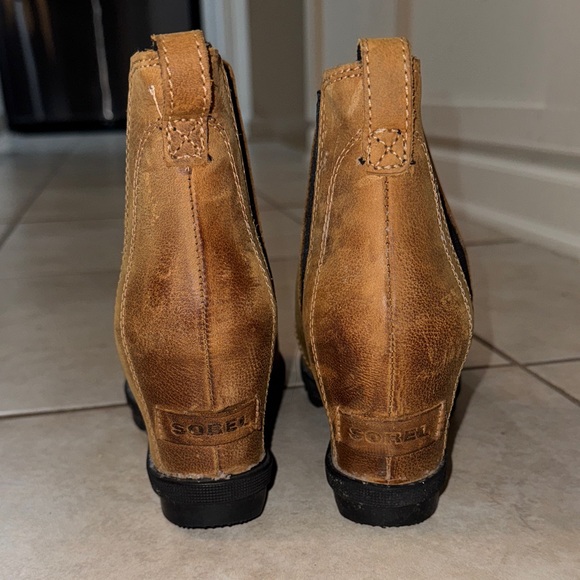 Sorel Tan Leather Wedge Ankle Boots - Picture 2 of 5